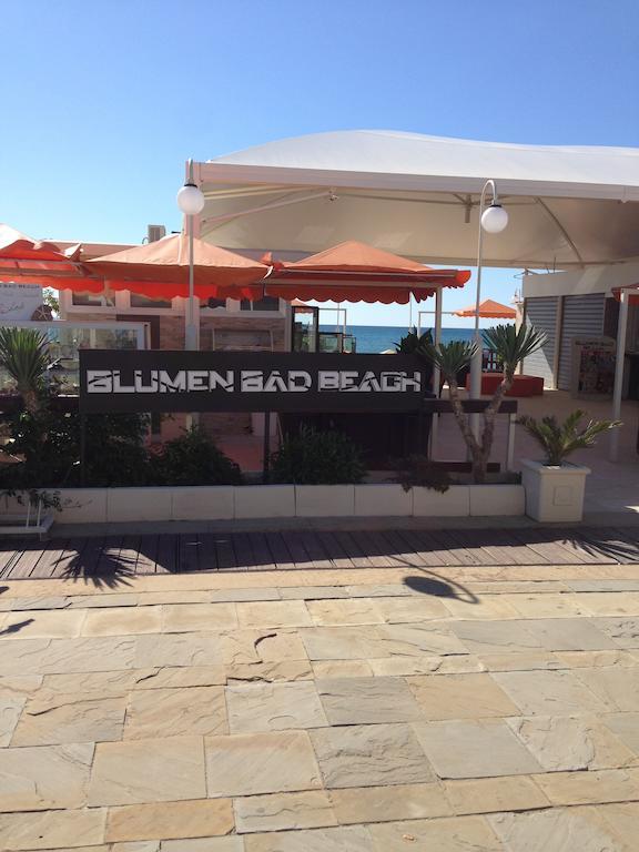 Blumen Bad Beach Apartment Metaponto Bagian luar foto