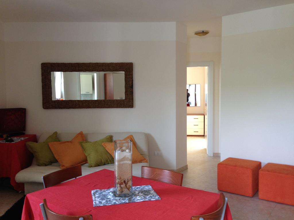 Blumen Bad Beach Apartment Metaponto Ruang foto